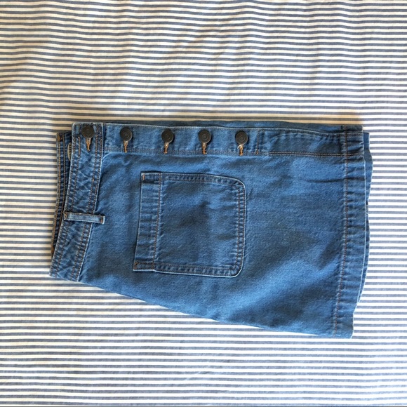 Old Navy Button-down Denim Skirt - Picture 4 of 4